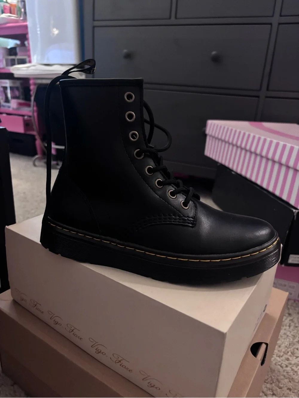 Dr. Martens - Black - Chelsea Boot